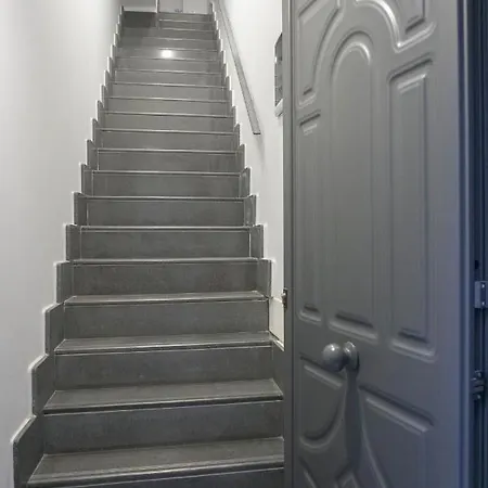 Porta Garibaldi 3*