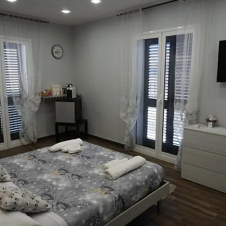 Bed & Breakfast Porta Garibaldi Catania