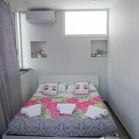 Bed & Breakfast Porta Garibaldi 3*