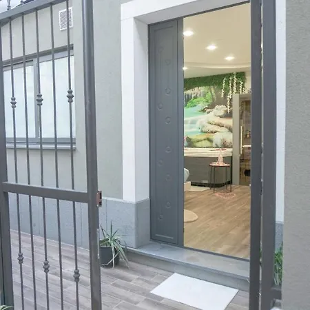 Porta Garibaldi Отель типа 