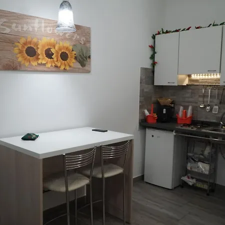 Porta Garibaldi Bed and Breakfast *